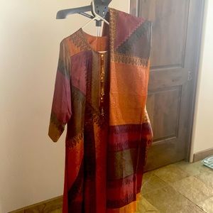 Women’s salwar kurta in pure silk with dupatta